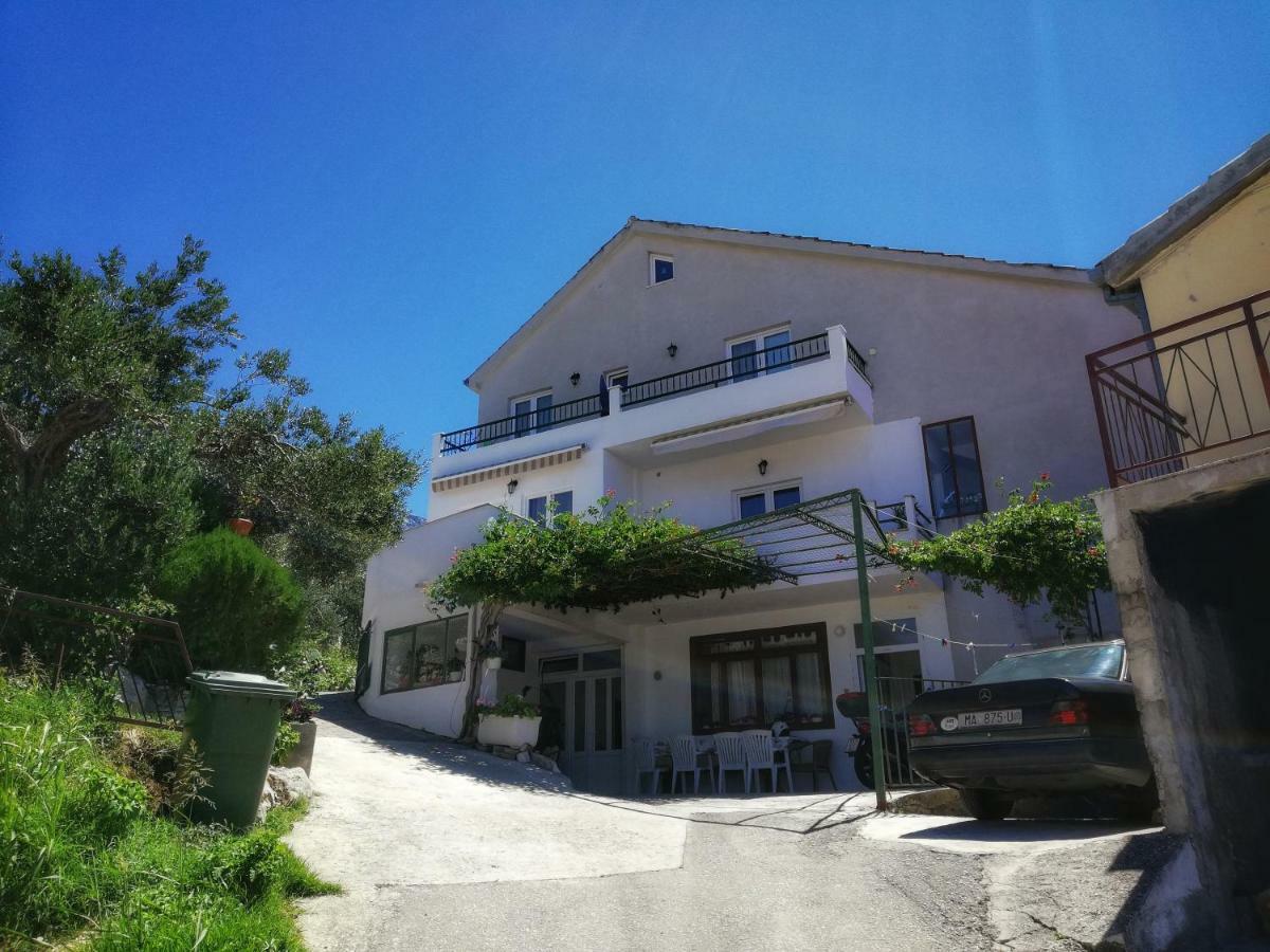 Apartments Jadranka Tučepi Exterior foto